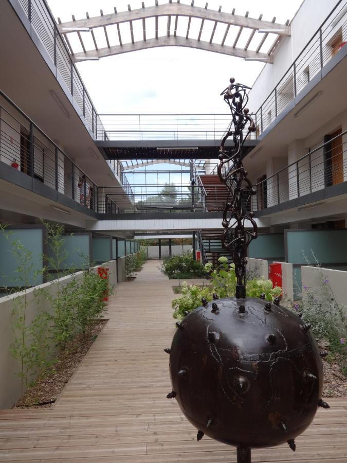 ÉguillesLes Jardins D'Athena公寓式酒店 外观 照片
