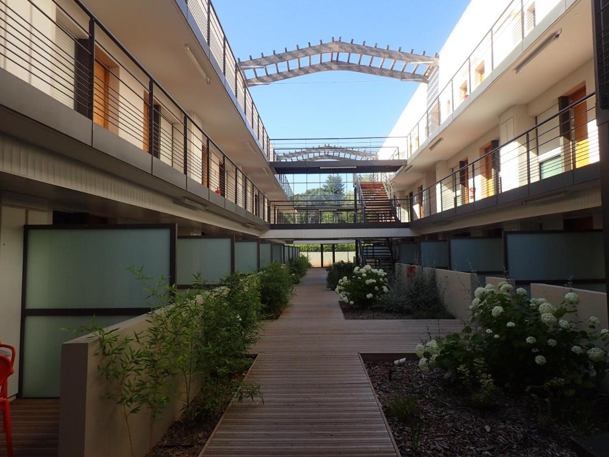 ÉguillesLes Jardins D'Athena公寓式酒店 外观 照片